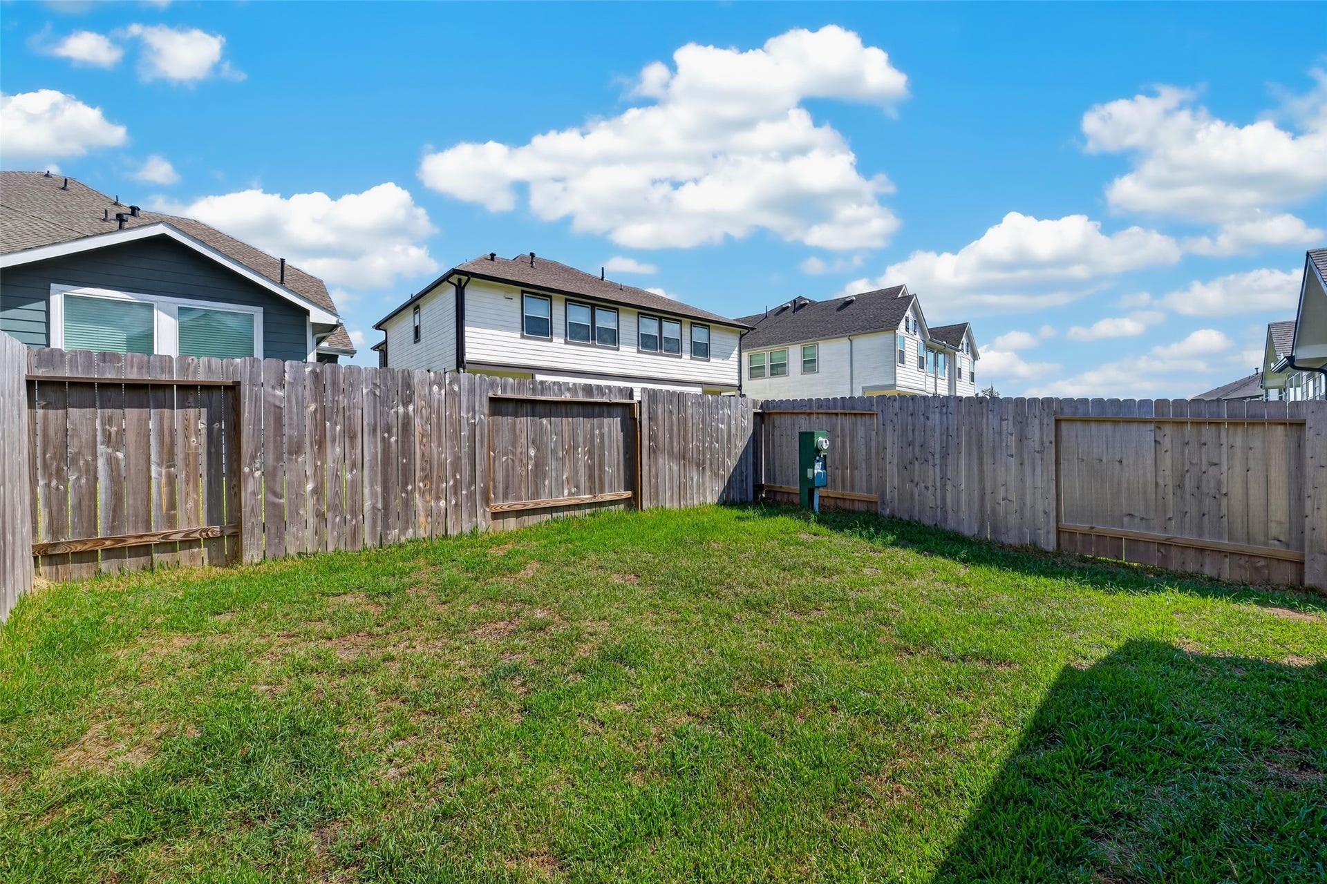 146 W Coralburst Loop, Montgomery, TX 77316 Backyard