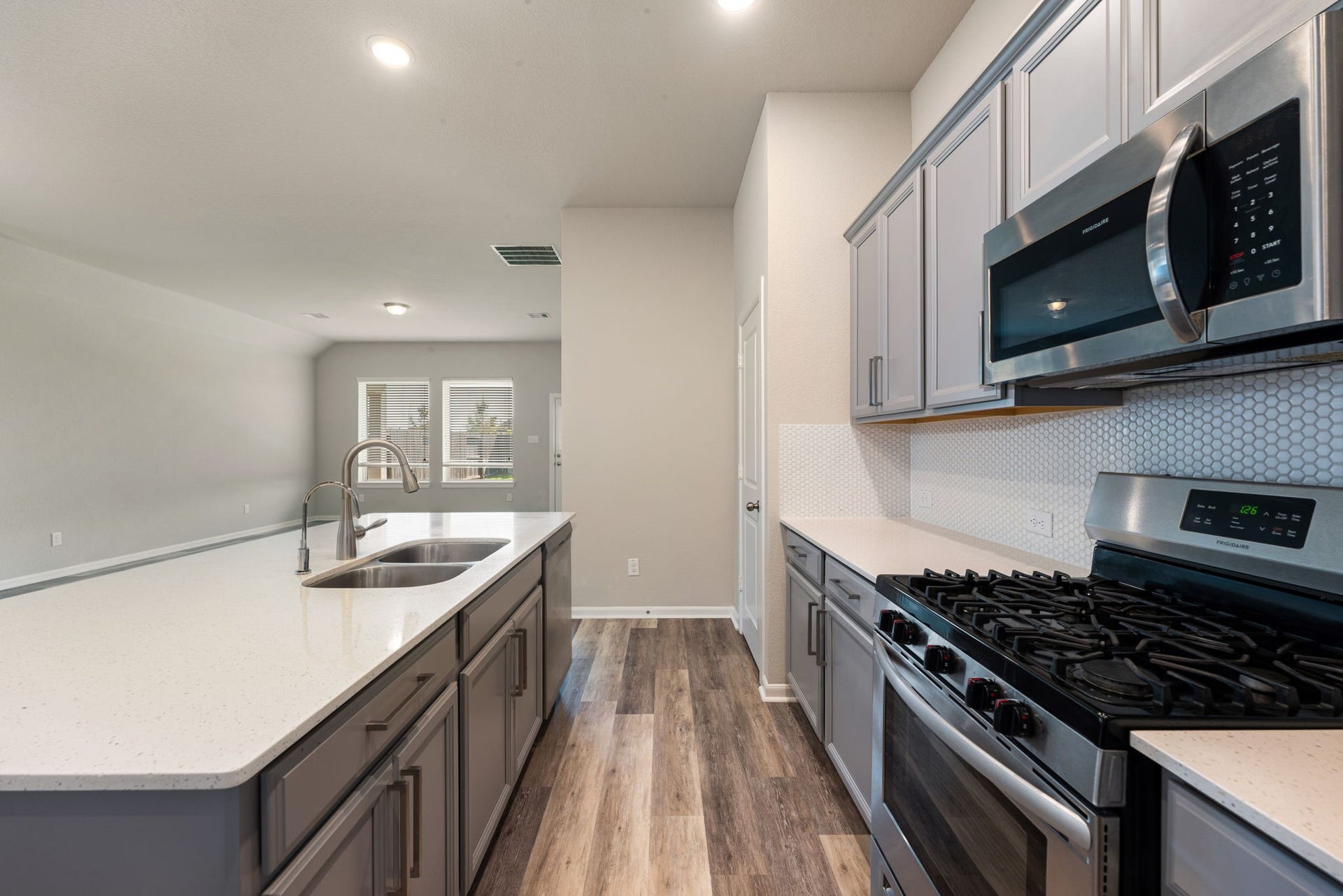 2715 Chestnut Oak Circle, Katy, TX 77494 2715 Chestnut Oak Circle, Katy, TX 77494