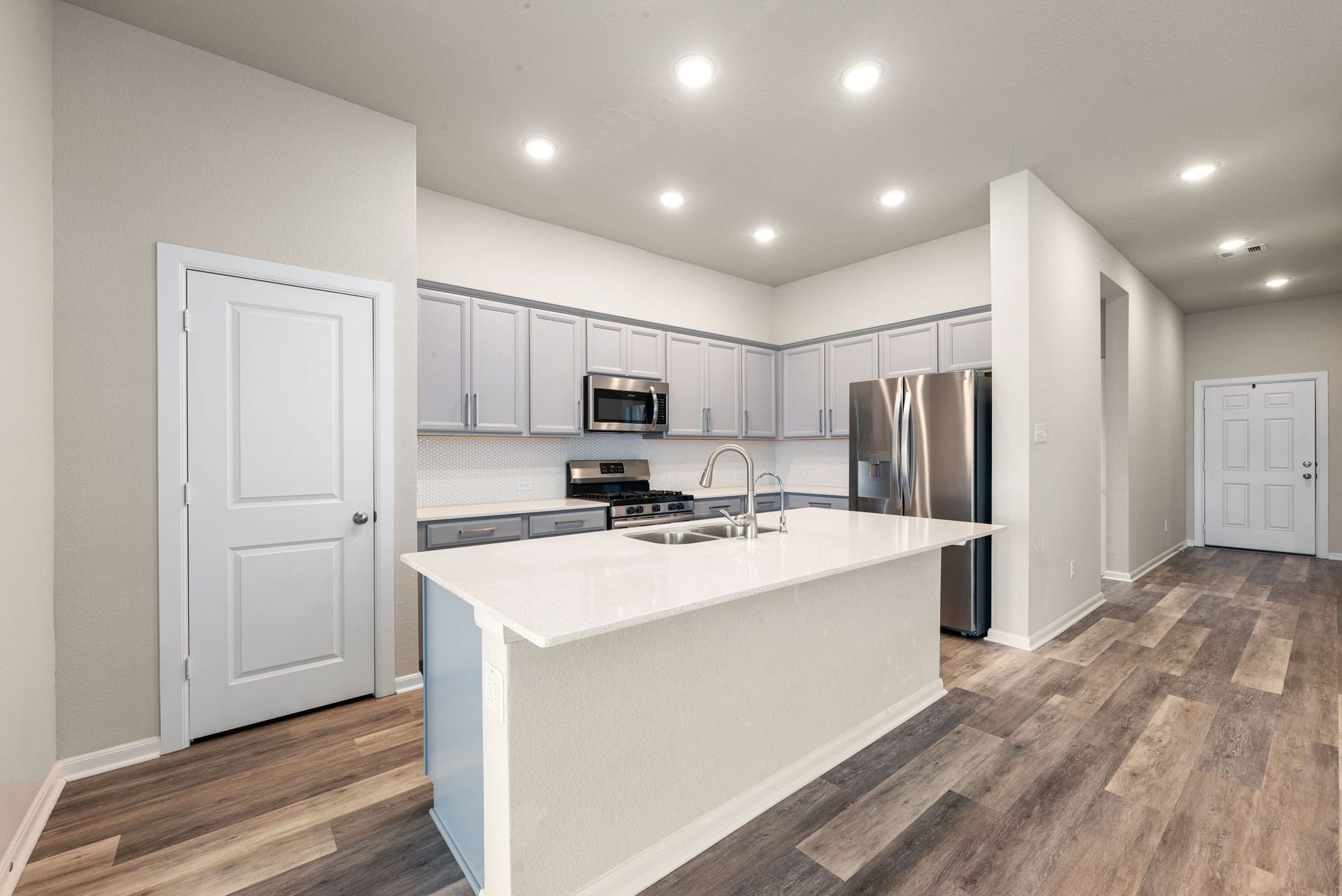2715 Chestnut Oak Circle, Katy, TX 77494 2715 Chestnut Oak Circle, Katy, TX 77494
