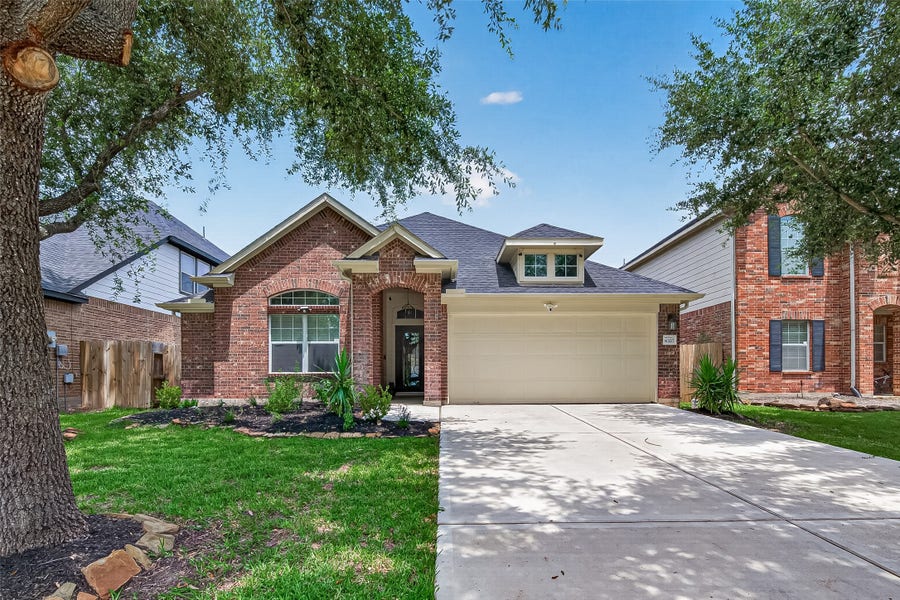 Property photo for 8327 Dusty Canyon Lane, Richmond, TX