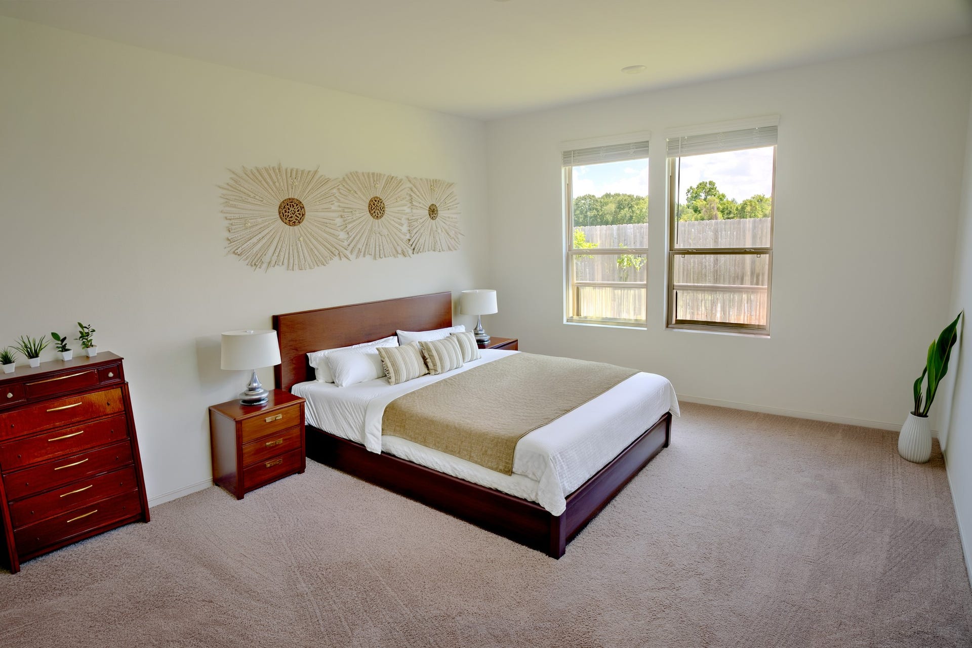 3111 Clydesdale Drive, Alvin, TX 77511 Virtually Staged