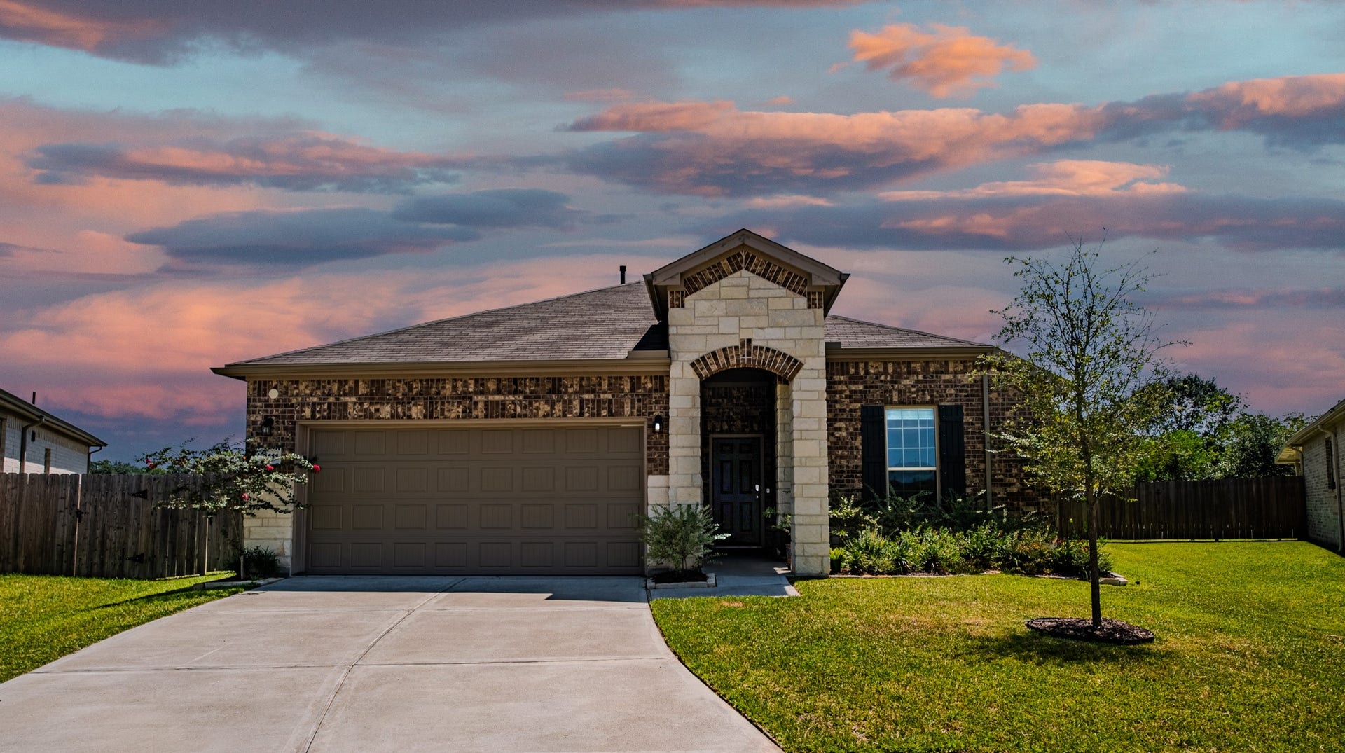 3111 Clydesdale Drive, Alvin, TX 77511 3111 Clydesdale Drive, Alvin, TX 77511