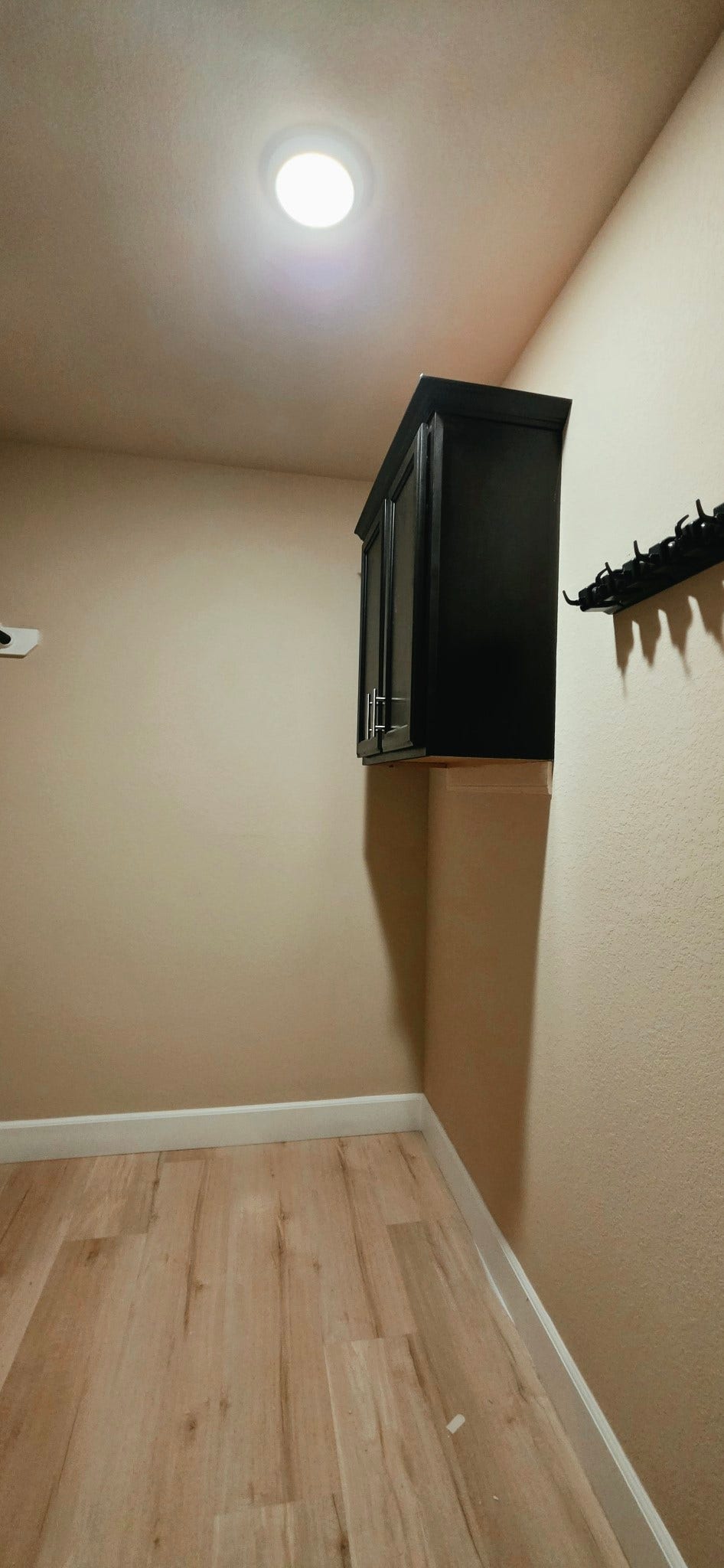 1402 Rodeo Cattle Lane, Houston, TX 77049 Utility room features extra storage space