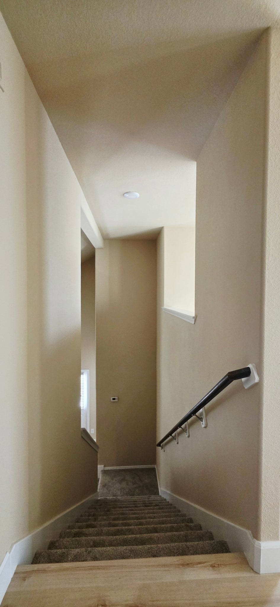 1402 Rodeo Cattle Lane, Houston, TX 77049 View of the stairs and opening in the game room.