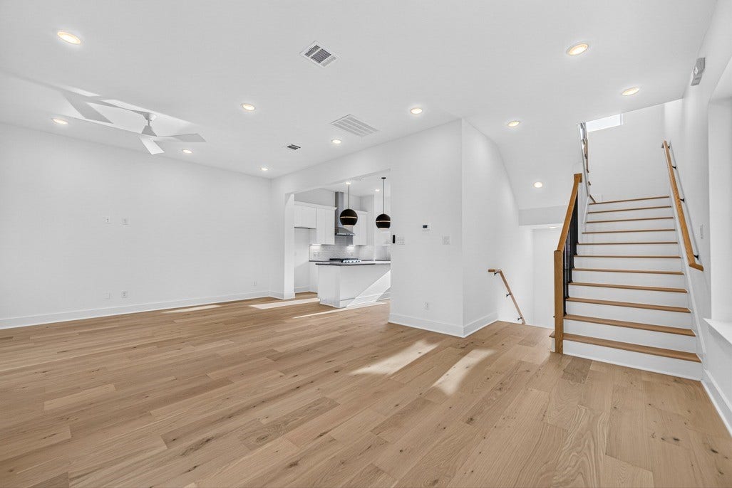 902 Kern St, #B, Houston, TX 77009