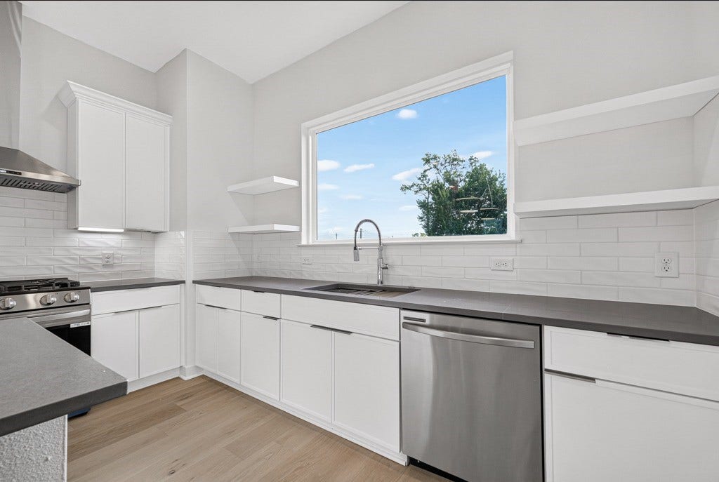 902 Kern St, #B, Houston, TX 77009