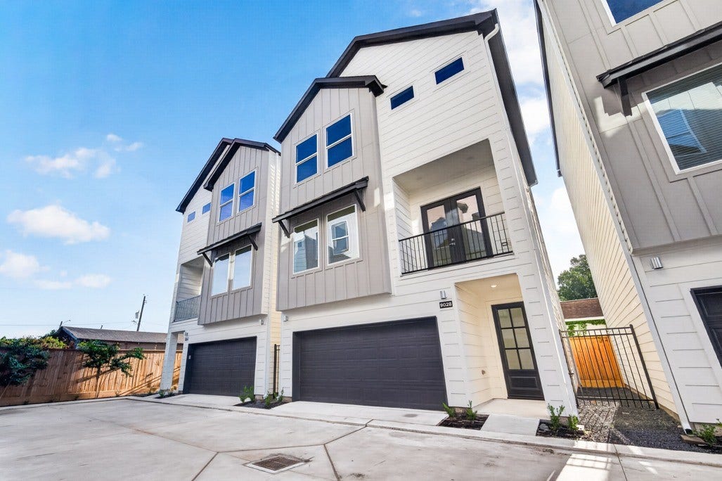 902 Kern St, #B, Houston, TX 77009
