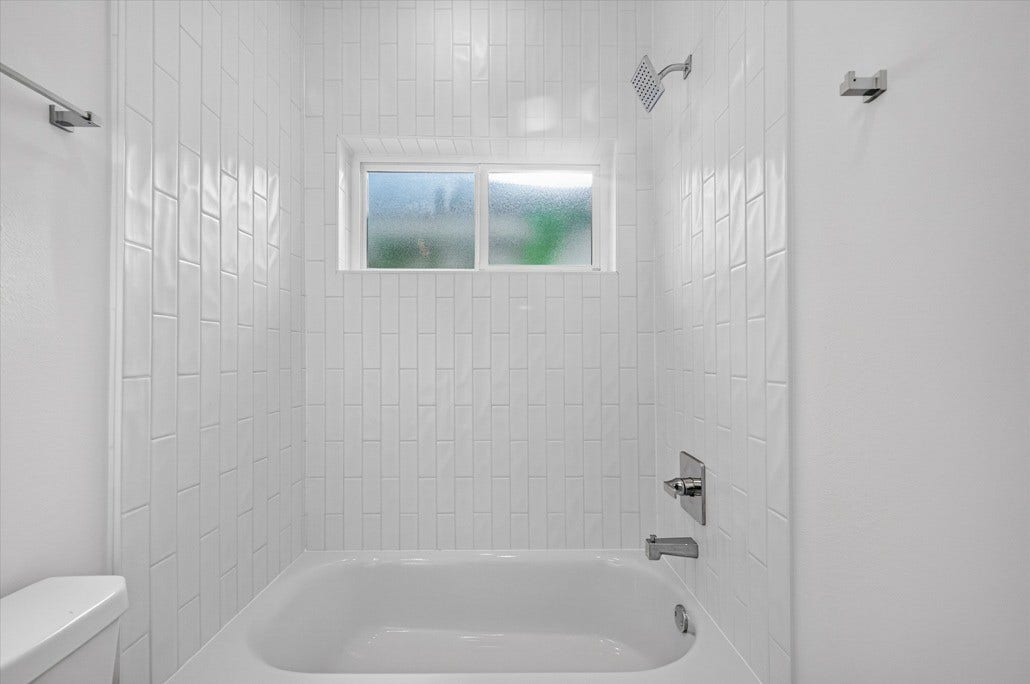 902 Kern St, #B, Houston, TX 77009