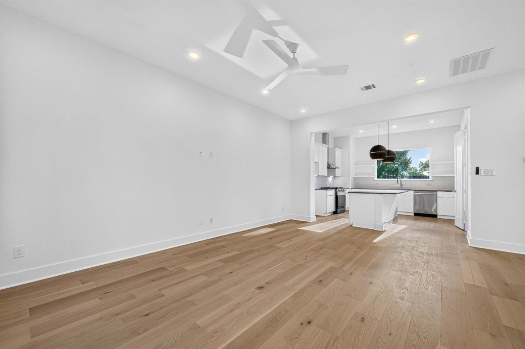 902 Kern St, #B, Houston, TX 77009