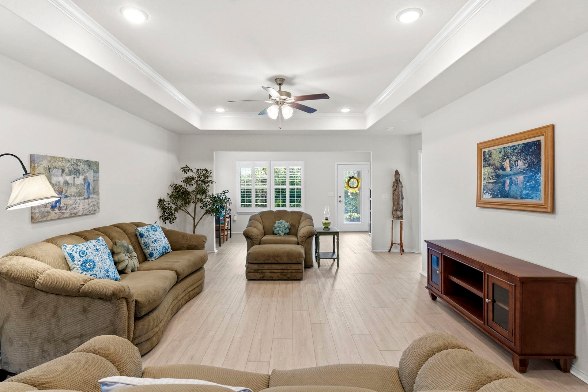 410 Thistle Thorn Drive, The Woodlands, TX 77382 410 Thistle Thorn Drive, The Woodlands, TX 77382