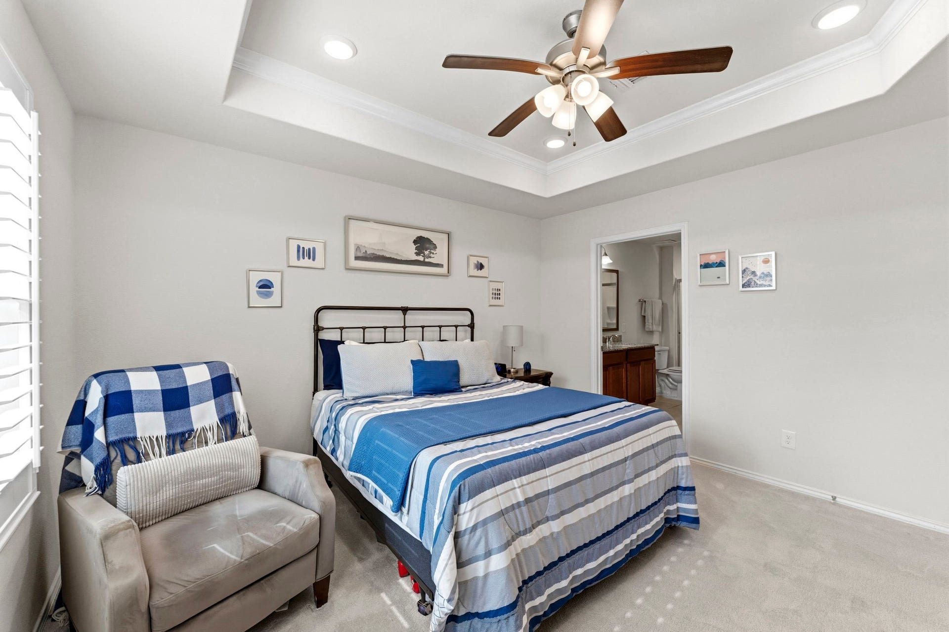 410 Thistle Thorn Drive, The Woodlands, TX 77382 410 Thistle Thorn Drive, The Woodlands, TX 77382
