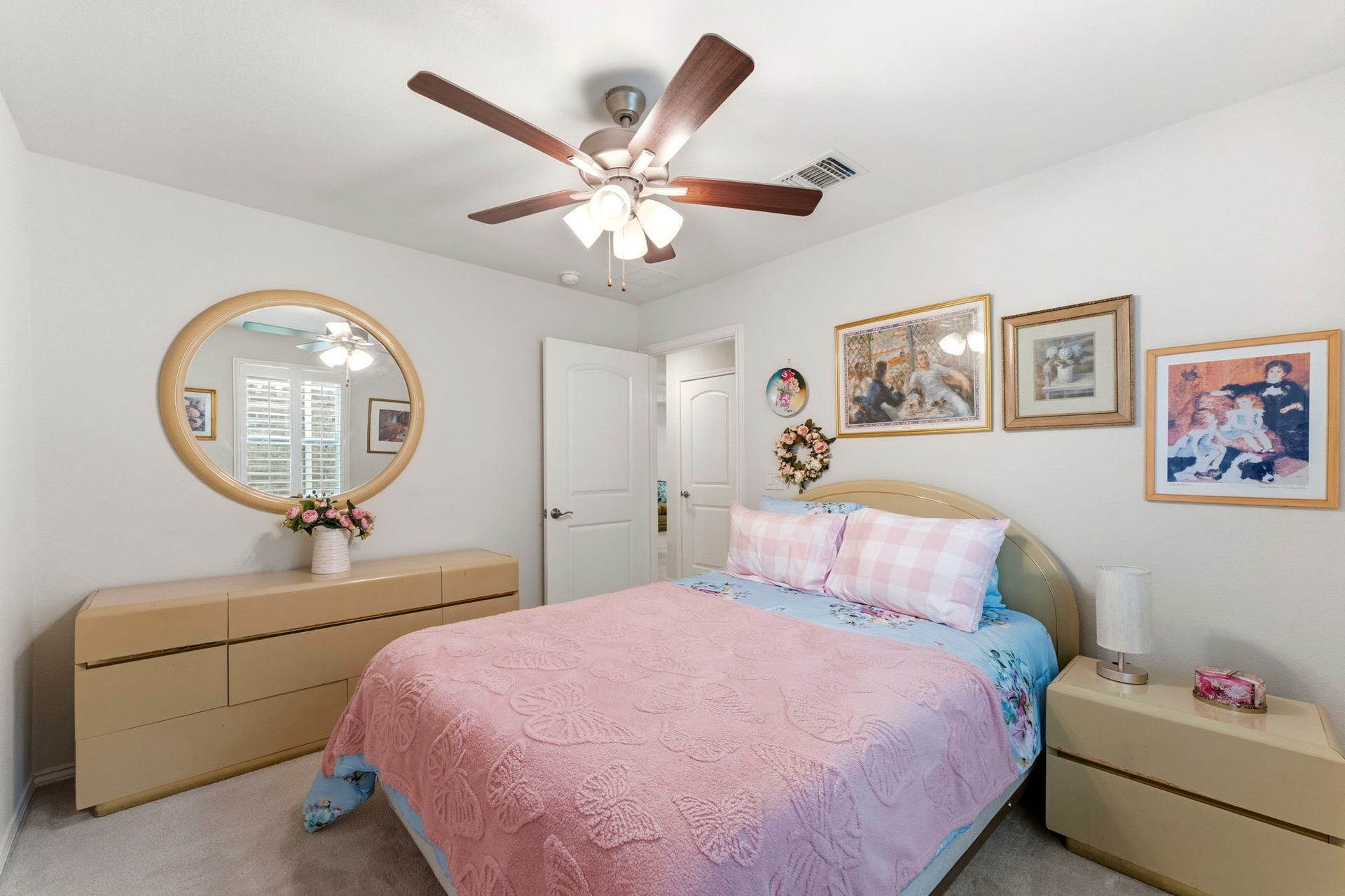410 Thistle Thorn Drive, The Woodlands, TX 77382 410 Thistle Thorn Drive, The Woodlands, TX 77382