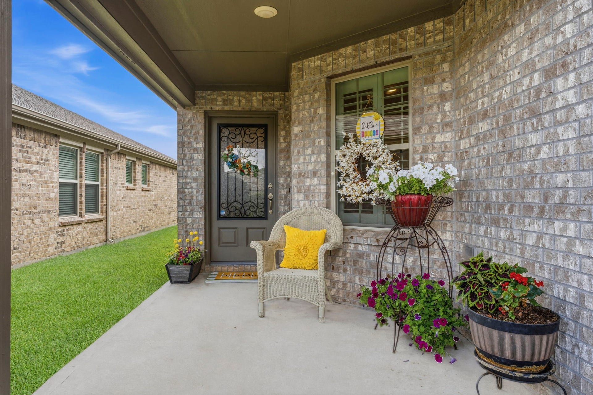 410 Thistle Thorn Drive, The Woodlands, TX 77382 410 Thistle Thorn Drive, The Woodlands, TX 77382