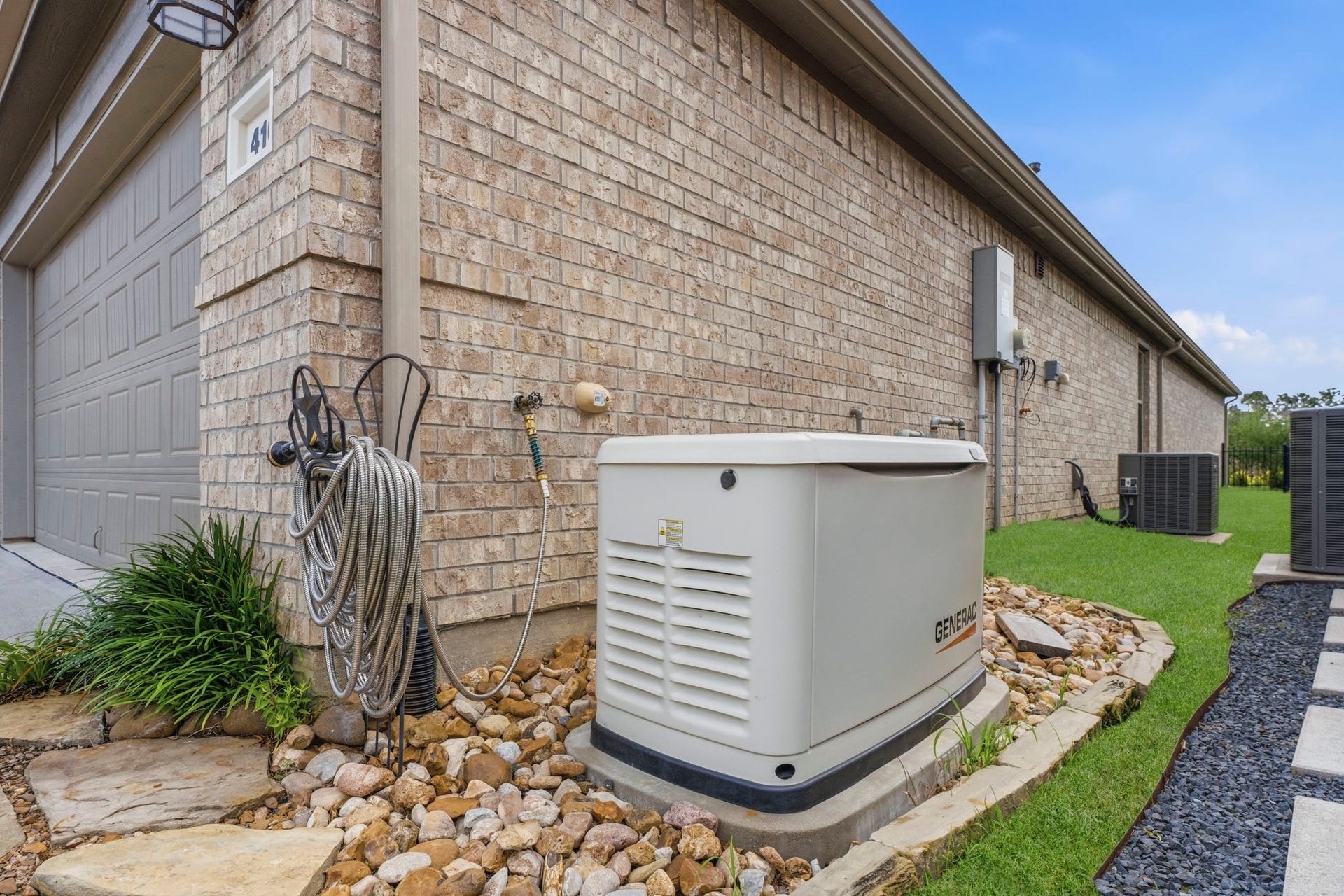 410 Thistle Thorn Drive, The Woodlands, TX 77382 410 Thistle Thorn Drive, The Woodlands, TX 77382