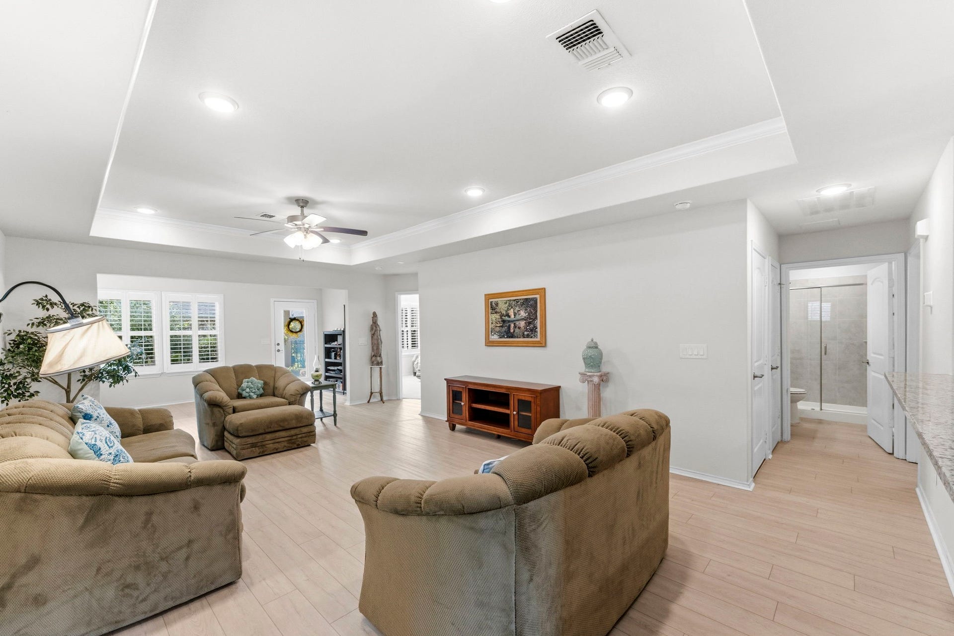 410 Thistle Thorn Drive, The Woodlands, TX 77382 410 Thistle Thorn Drive, The Woodlands, TX 77382