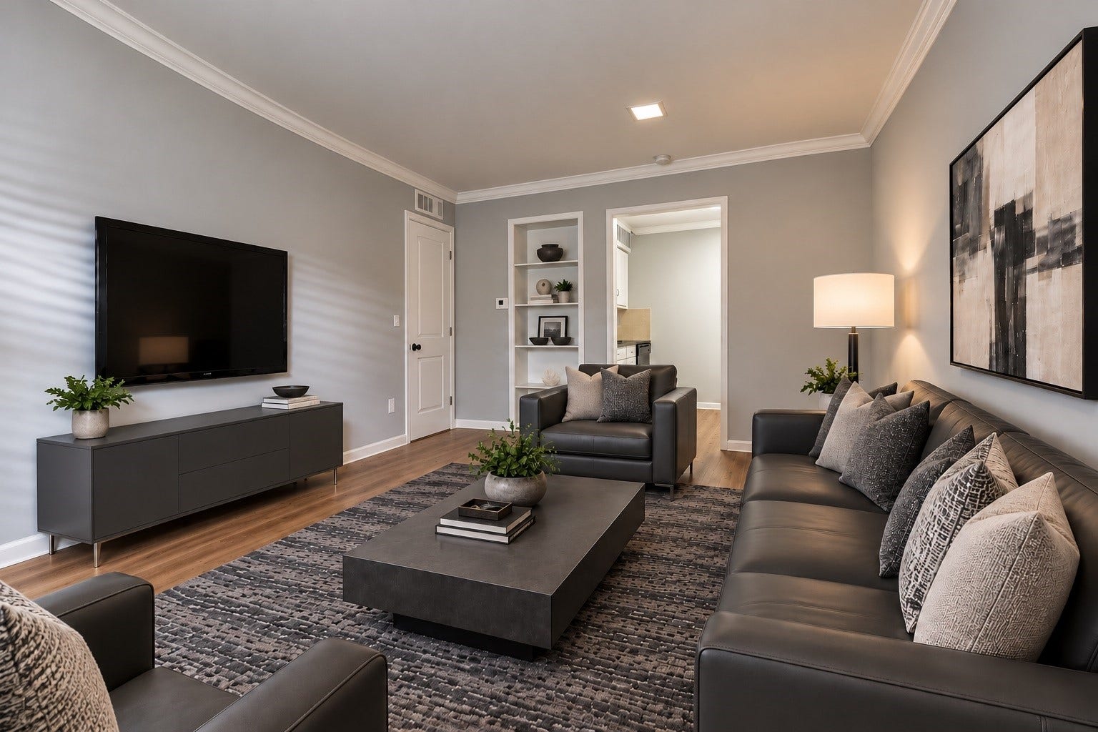 NOTE: This room has been virtually staged