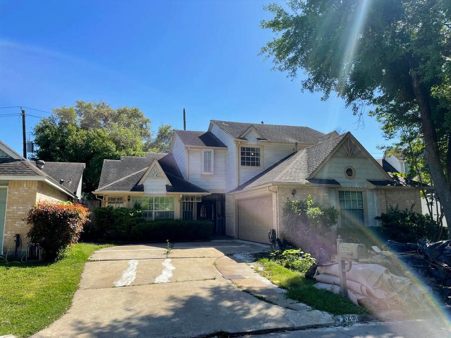 Property photo for 12915 Ashford Knoll Drive, Houston, TX