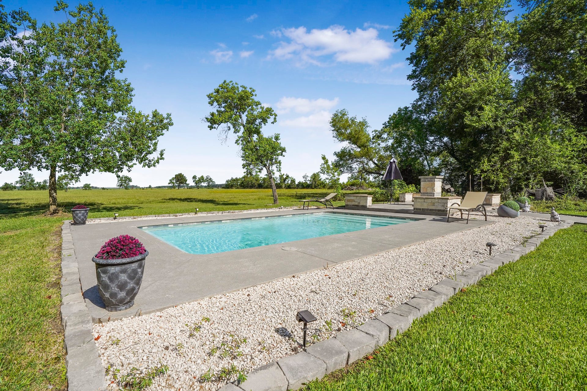 20547 Crosby Eastgate Road, Crosby, TX 77532 No back neighbors here!
