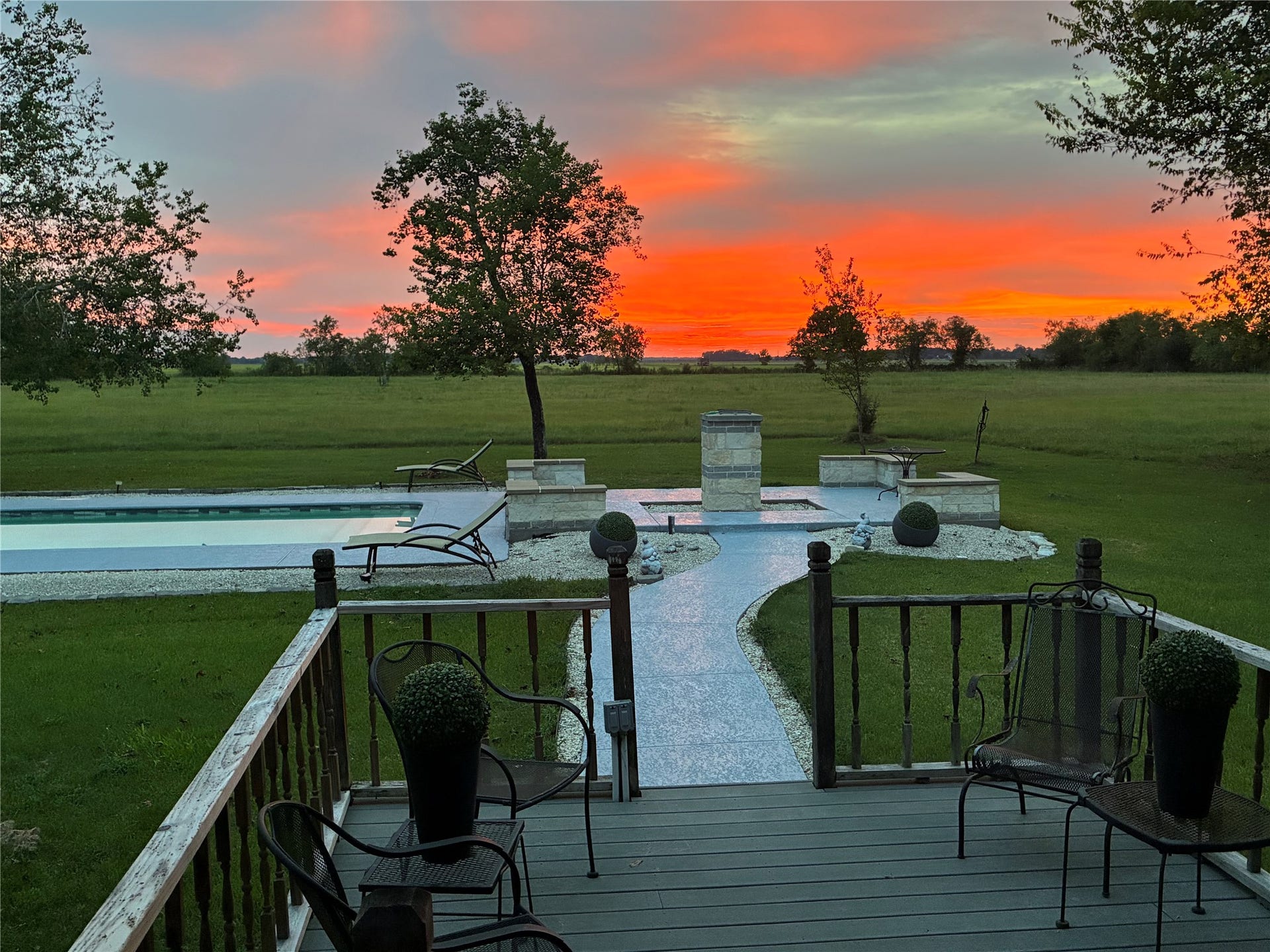 20547 Crosby Eastgate Road, Crosby, TX 77532 Backyard views are stunning!