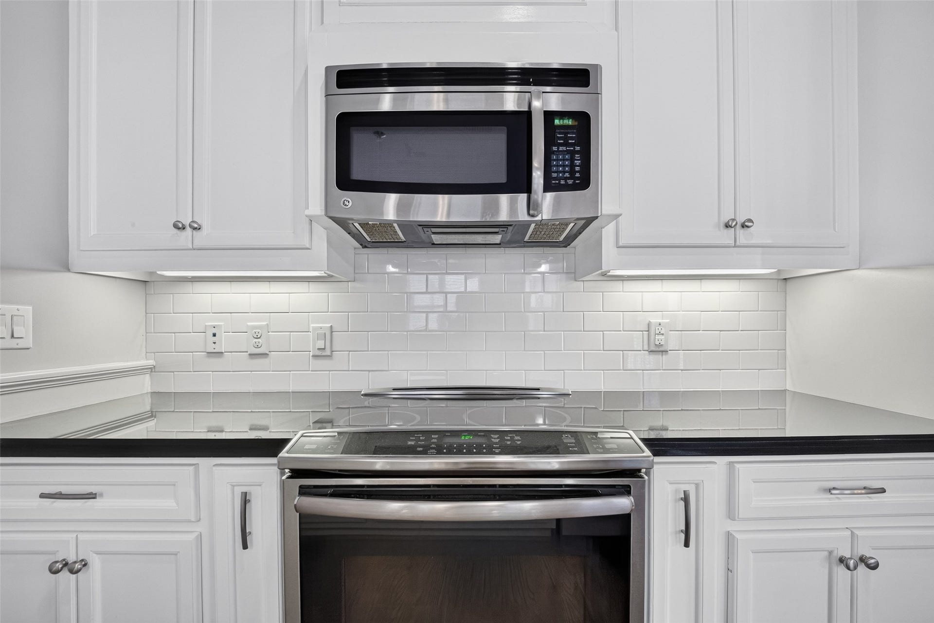 2802 Morrison Street, #210, Houston, TX 77009 2802 Morrison Street, #210, Houston, TX 77009