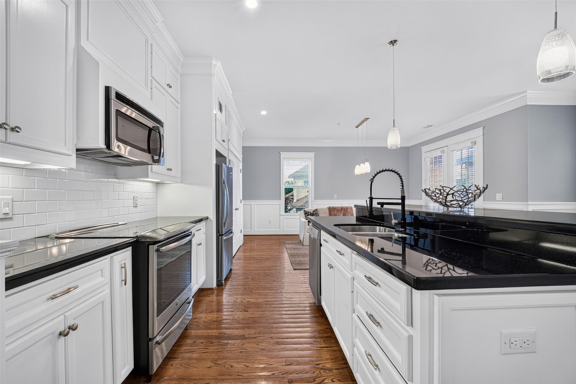2802 Morrison Street, #210, Houston, TX 77009 2802 Morrison Street, #210, Houston, TX 77009