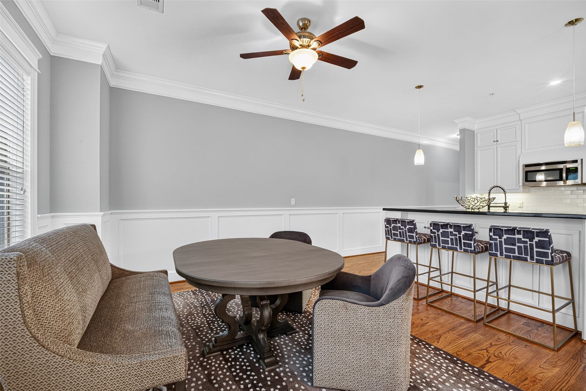 2802 Morrison Street, #210, Houston, TX 77009 2802 Morrison Street, #210, Houston, TX 77009