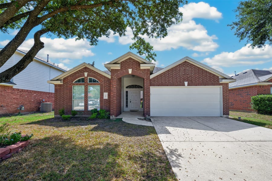 Property photo for 422 Brushy Glen Drive, Houston, TX