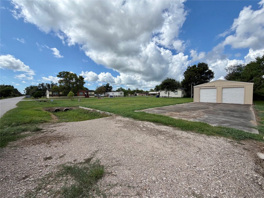 Property photo for 202 Cotton Street, Jones Creek, TX