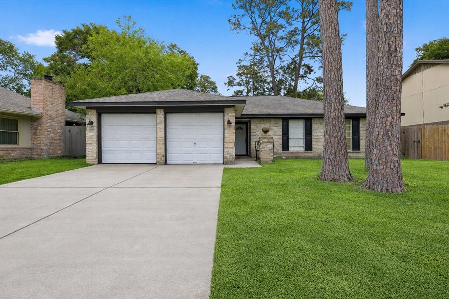 Property photo for 23310 Dew Wood Lane, Spring, TX