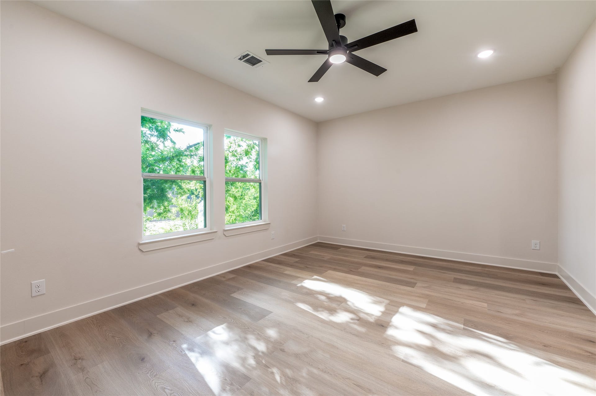 7930 Corinth Street, #B, Houston, TX 77051