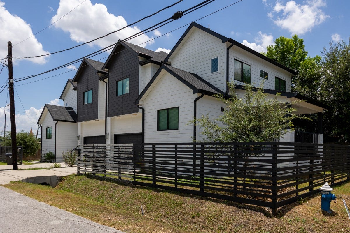 3034 Wayne Street, #A-B, Houston, TX 77026 3034 Wayne Street, #A-B, Houston, TX 77026