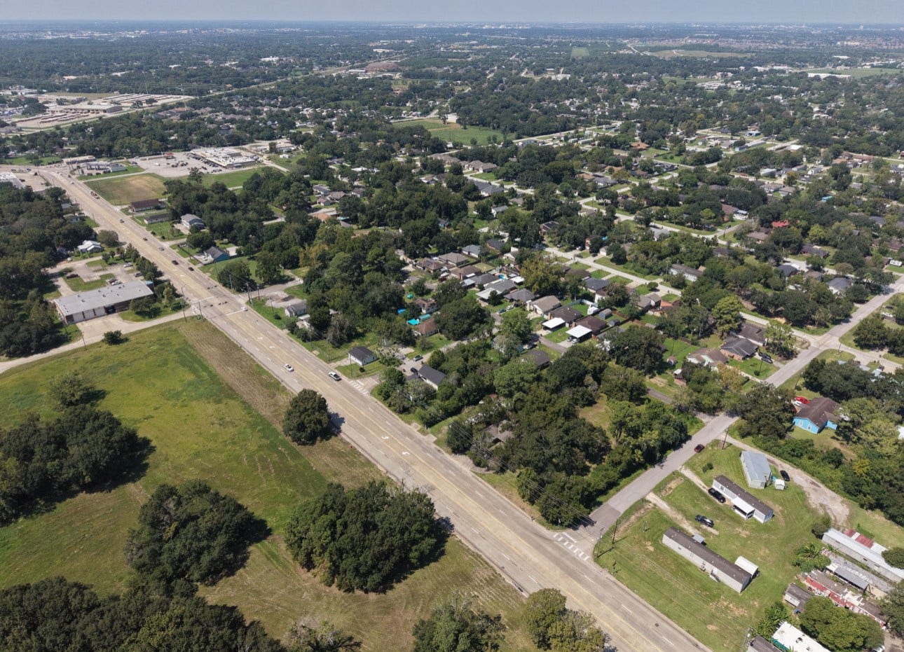4008 Colorado Ave, Dickinson, TX 77539 4008 Colorado Ave, Dickinson, TX 77539