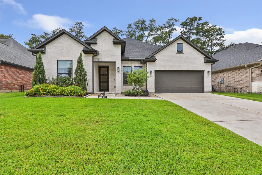 Property photo for 8310 Cross Country Drive, Humble, TX