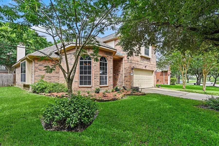 Property photo for 5711 Shady Hollow Court, Rosharon, TX