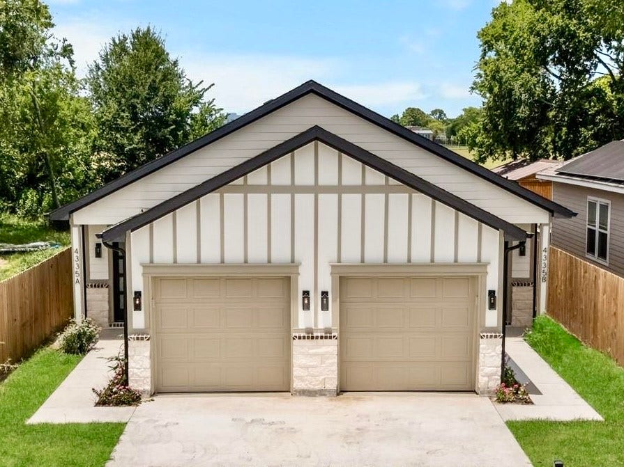 4335 Alvin Street, #A/B, Houston, TX 77051 4335 Alvin Street, #A/B, Houston, TX 77051