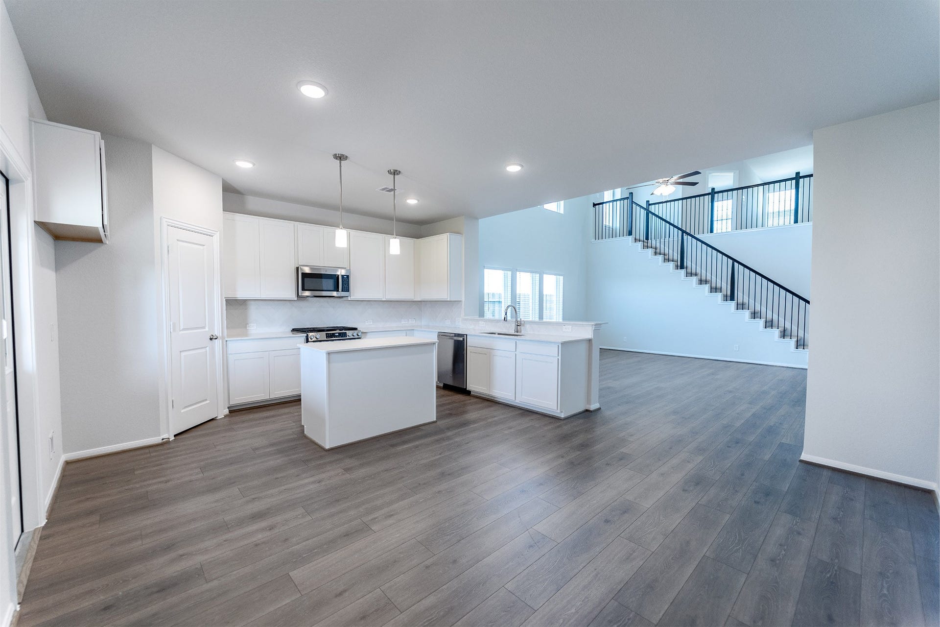414 Hazy Meadows Drive, Beasley, TX 77417