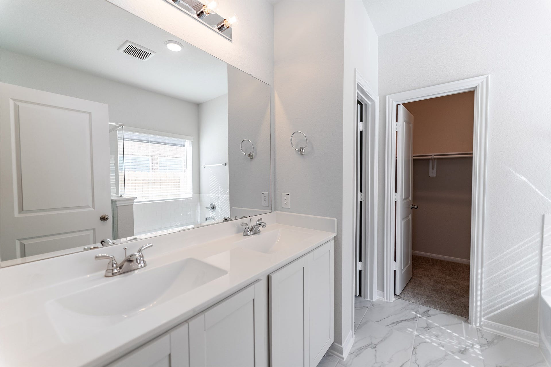 414 Hazy Meadows Drive, Beasley, TX 77417