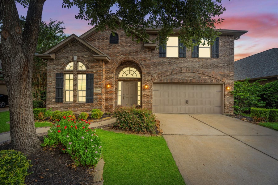Property photo for 18906 Cove Pointe Drive, Cypress, TX