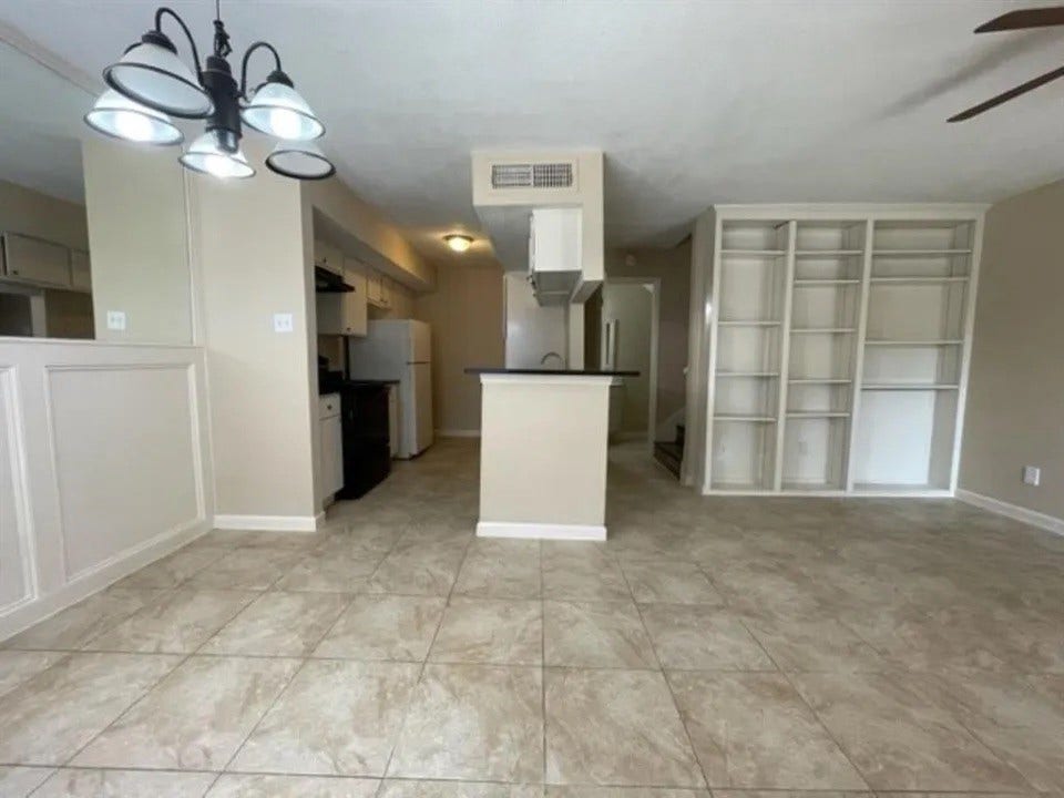 6633 W Airport Boulevard, #1202, Houston, TX 77035
