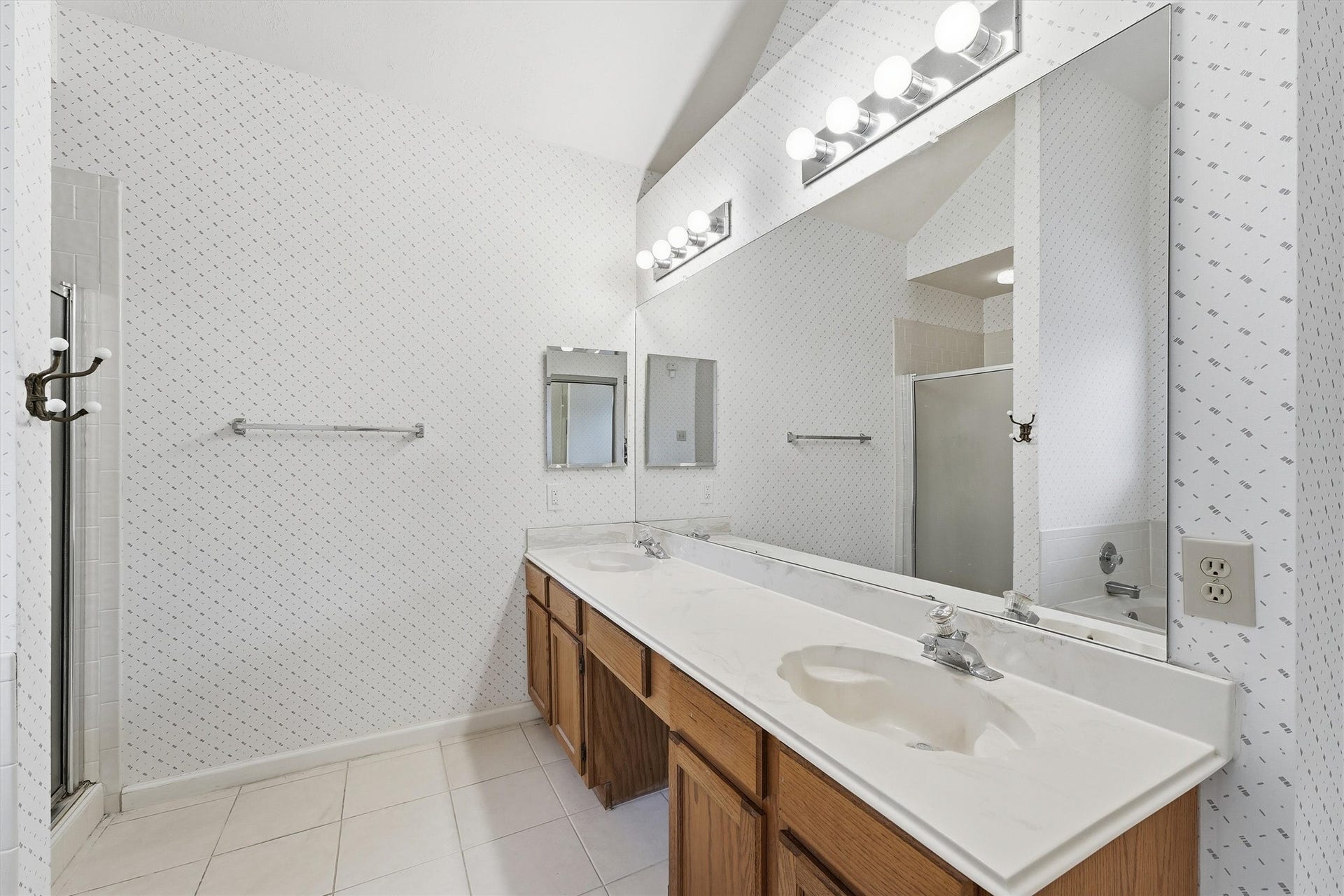 2018 Old Dixie Drive, Richmond, TX 77406 2018 Old Dixie Drive, Richmond, TX 77406