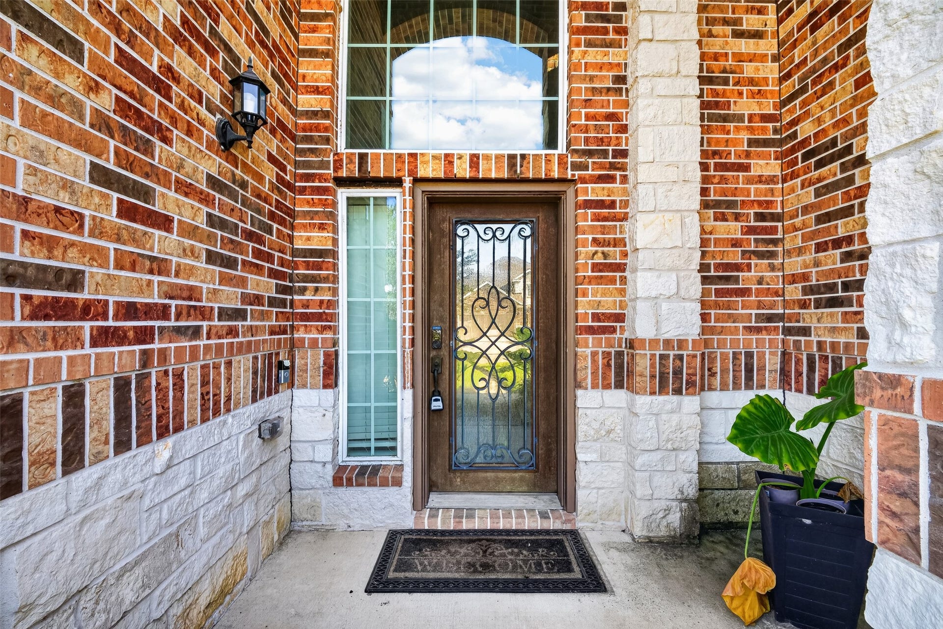 66 Carmel Drive, Manvel, TX 77578