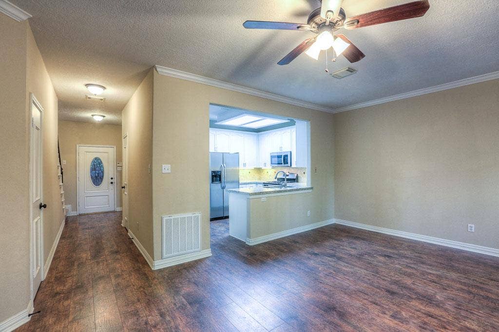 130 Willowwood Circle, The Woodlands, TX 77381 130 Willowwood Circle, The Woodlands, TX 77381