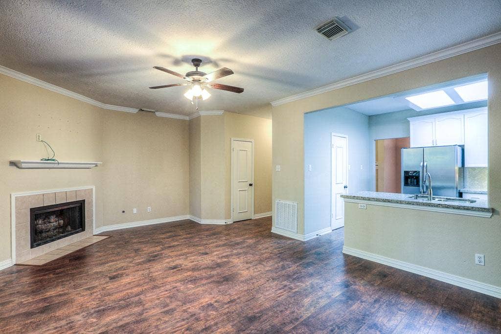 130 Willowwood Circle, The Woodlands, TX 77381 130 Willowwood Circle, The Woodlands, TX 77381