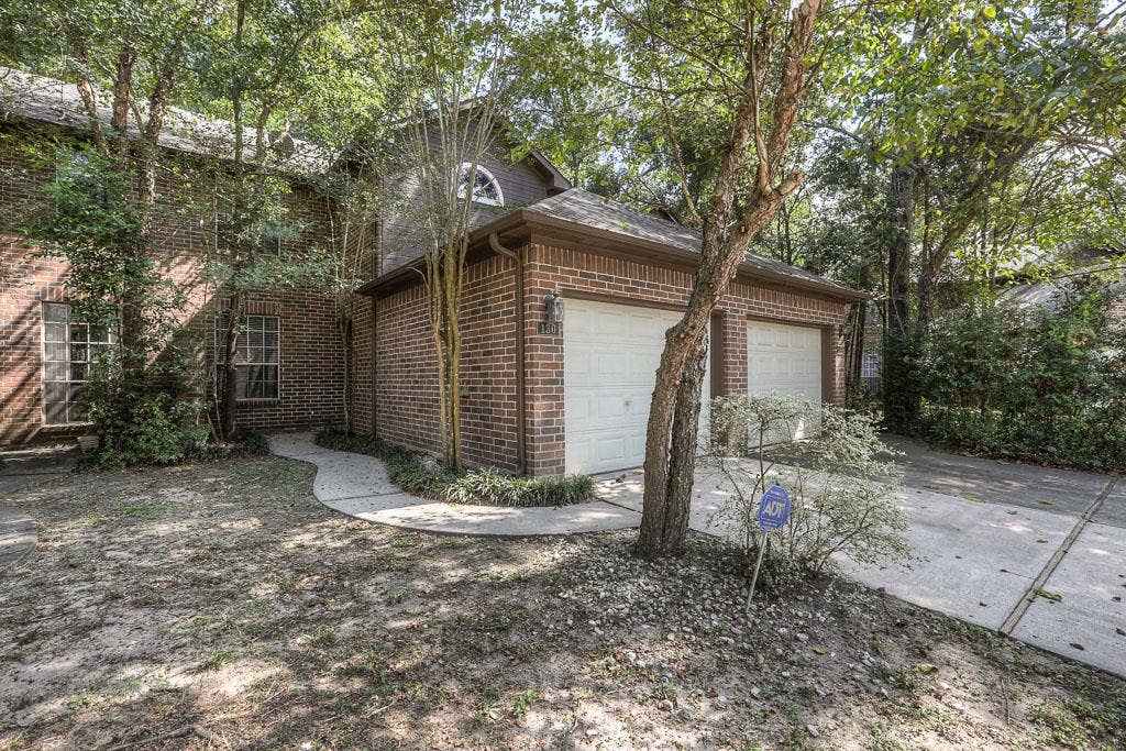 130 Willowwood Circle, The Woodlands, TX 77381 130 Willowwood Circle, The Woodlands, TX 77381