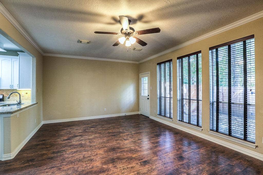 130 Willowwood Circle, The Woodlands, TX 77381 130 Willowwood Circle, The Woodlands, TX 77381