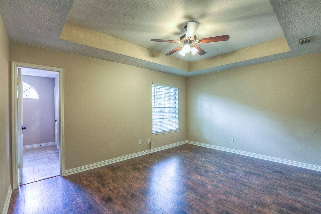 130 Willowwood Circle, The Woodlands, TX 77381 130 Willowwood Circle, The Woodlands, TX 77381