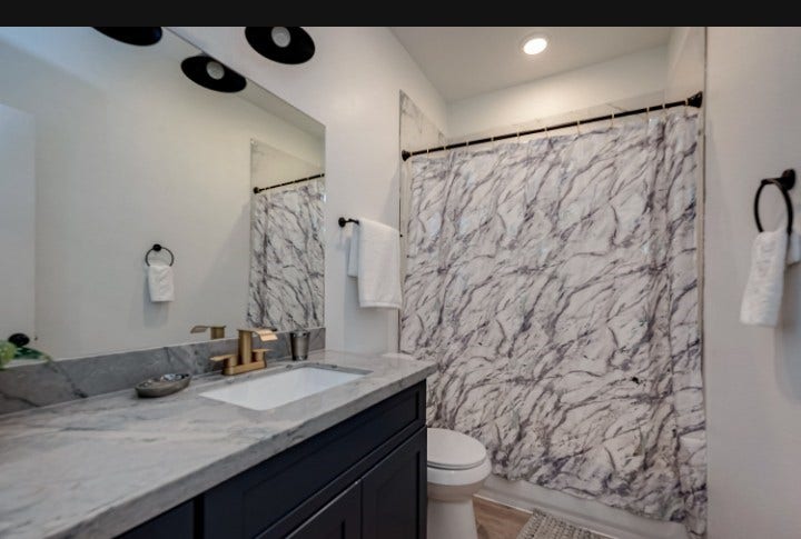 5122 Southwind Street, Houston, TX 77033