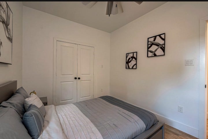 5122 Southwind Street, Houston, TX 77033