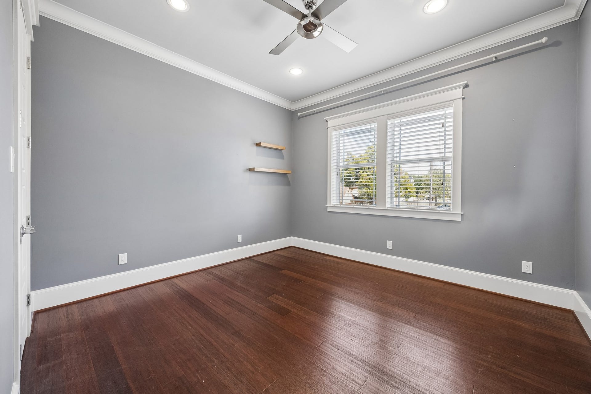 806 Algregg Street, Houston, TX 77008 806 Algregg Street, Houston, TX 77008