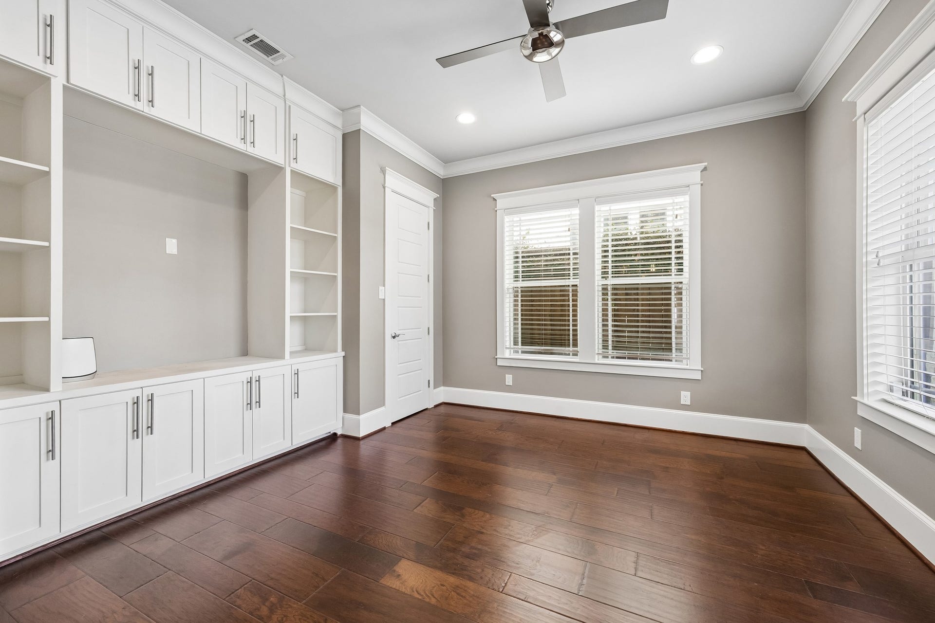 806 Algregg Street, Houston, TX 77008 806 Algregg Street, Houston, TX 77008
